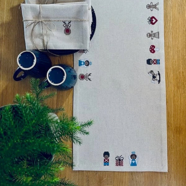 Juleløber - Gingerbread 2030-3 Str. 30 X 100 cm