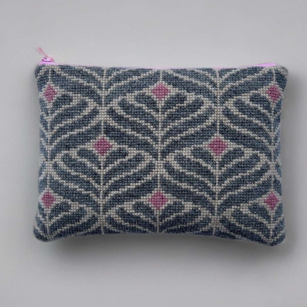 Lucca Broderikit // BALDYRE
