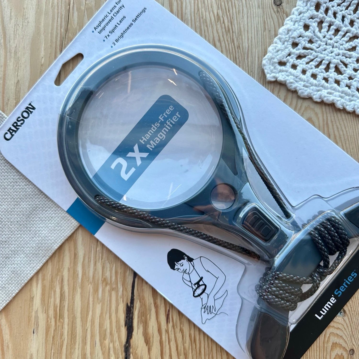 CARSON - Hands free magnifier / Håndfri forstørrelsesglas