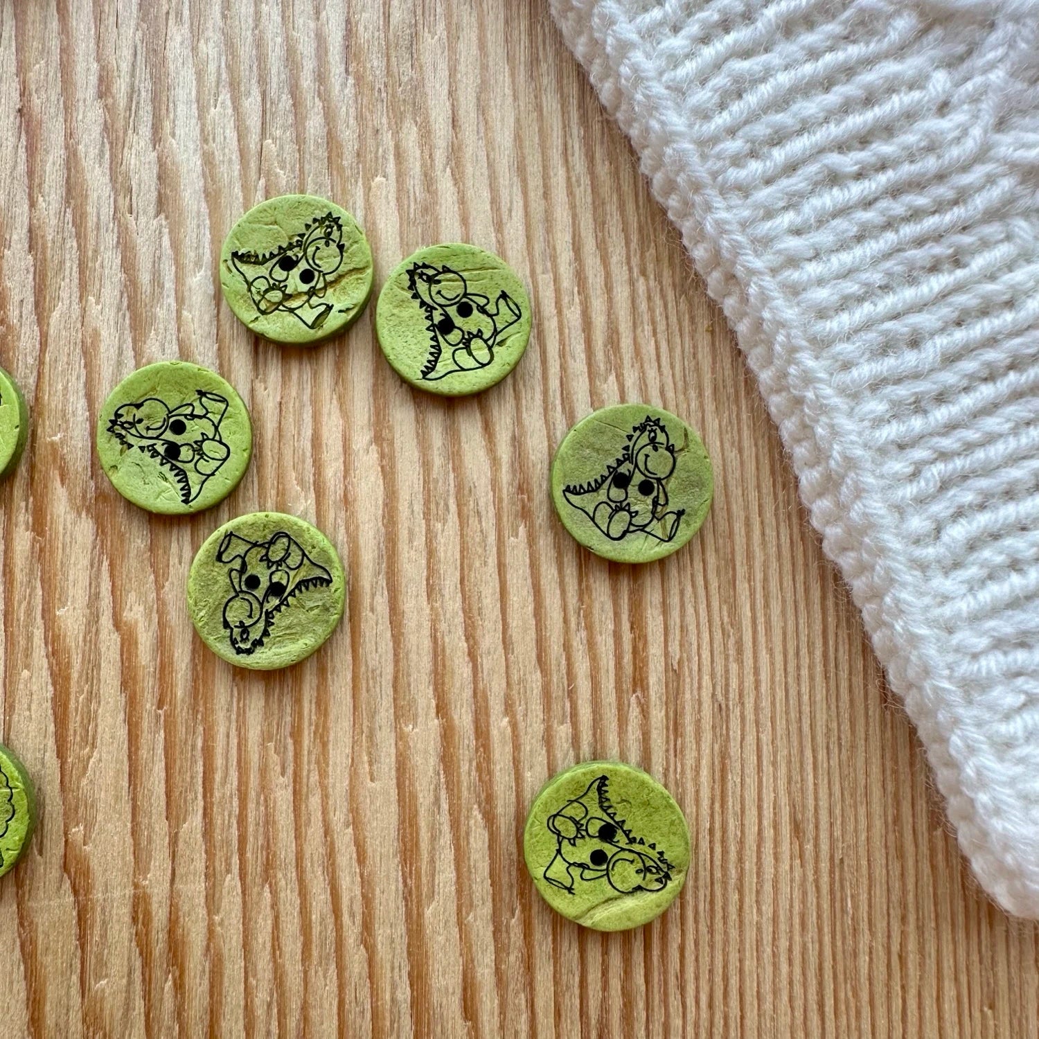 Kokos knap Dino - 15 mm