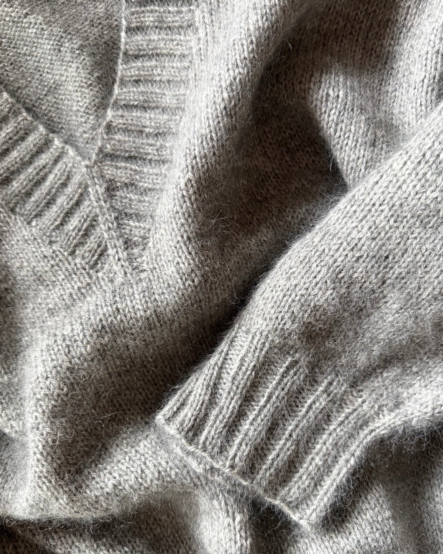 Cyrus pullover // Aegyoknit - Garnpakke