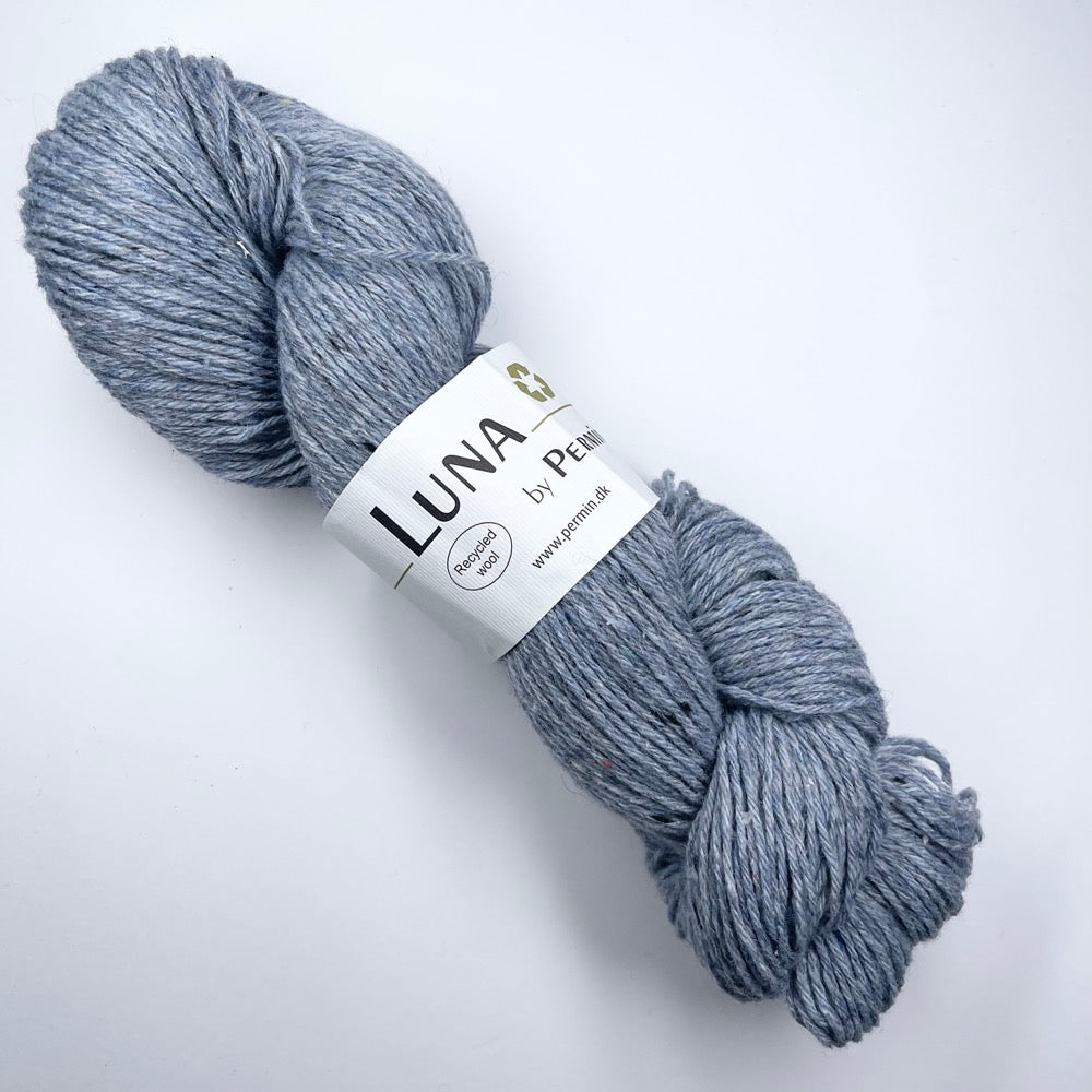 Luna by Permin Garn