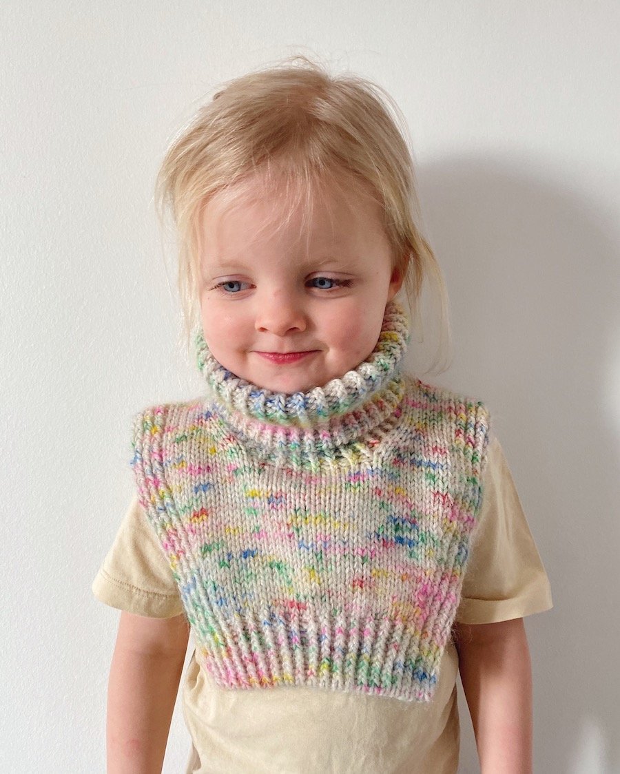 Terrazzo Neck Junior Petiteknit - Udprintet opskrift