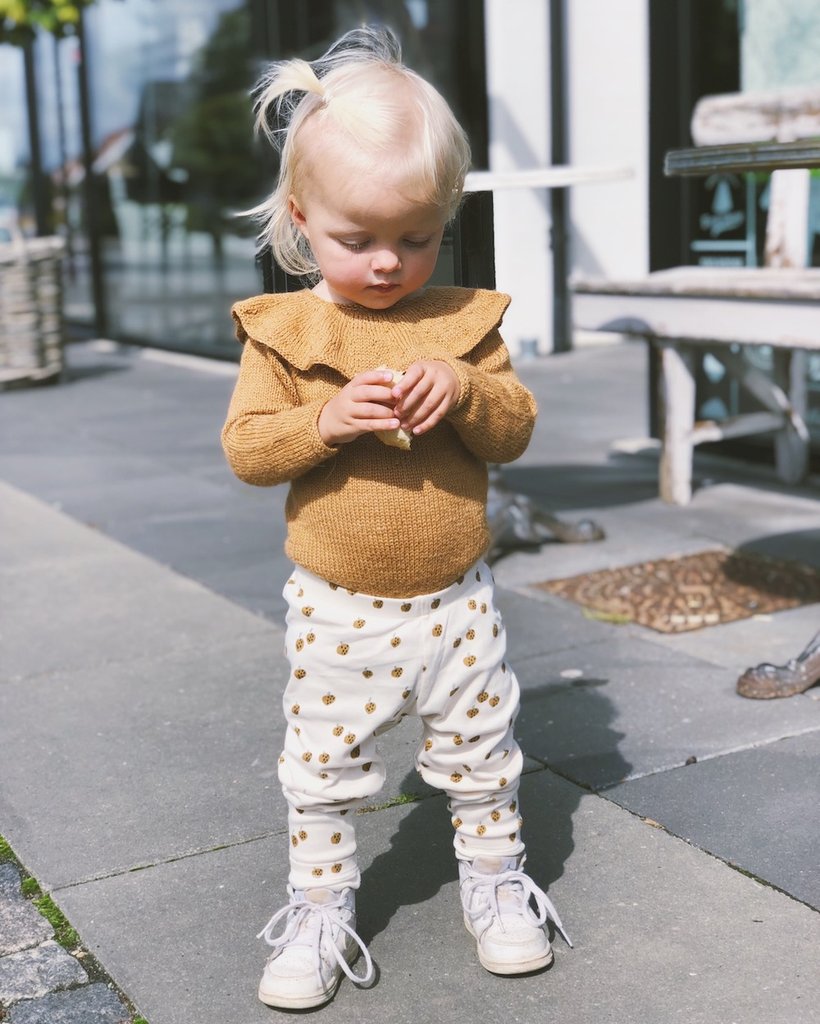 Almas Flæsebody // Petiteknit - Strikkekit