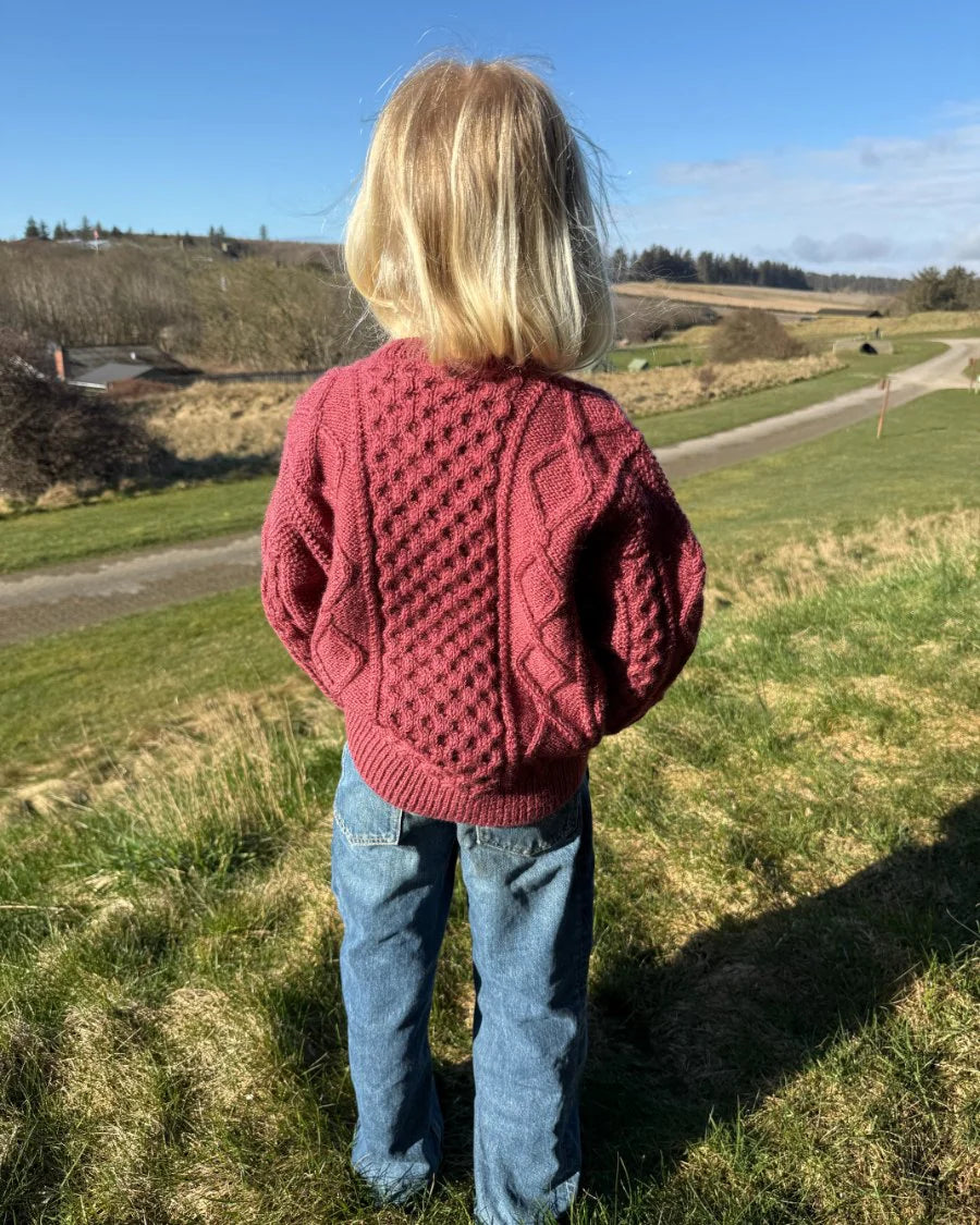 Dagmar Jacket Junior // Petiteknit - Strikkekit