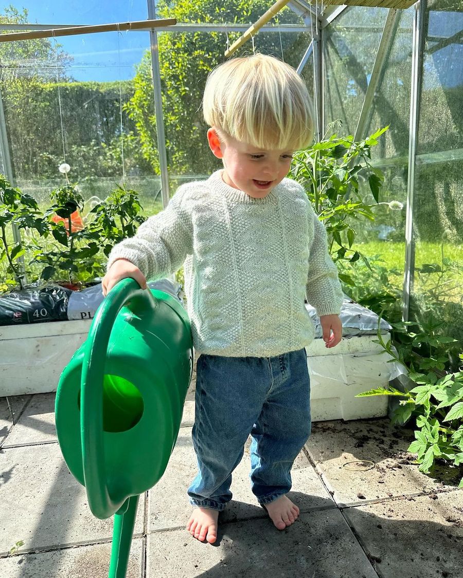 Esther Sweater Junior Petiteknit - Udprintet opskrift