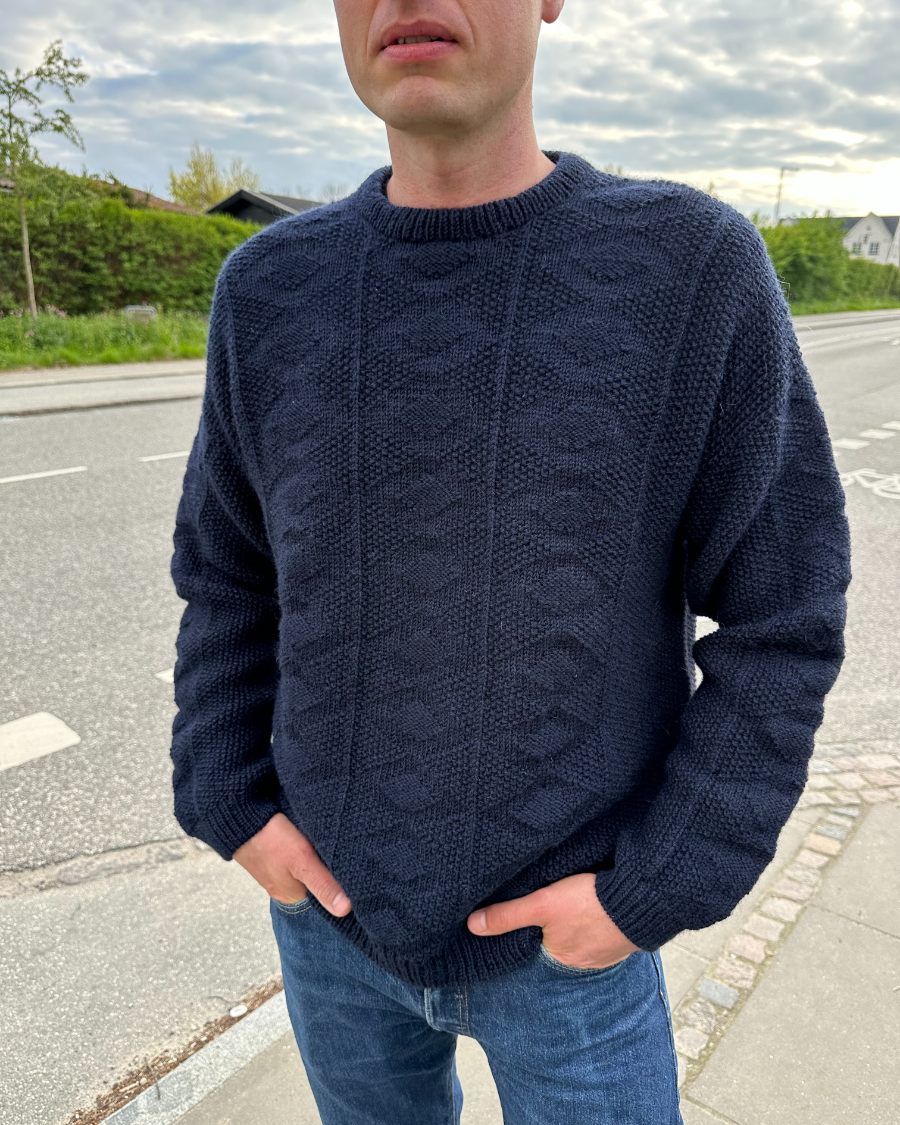 Esther Sweater Man // Petiteknit - Strikkekit