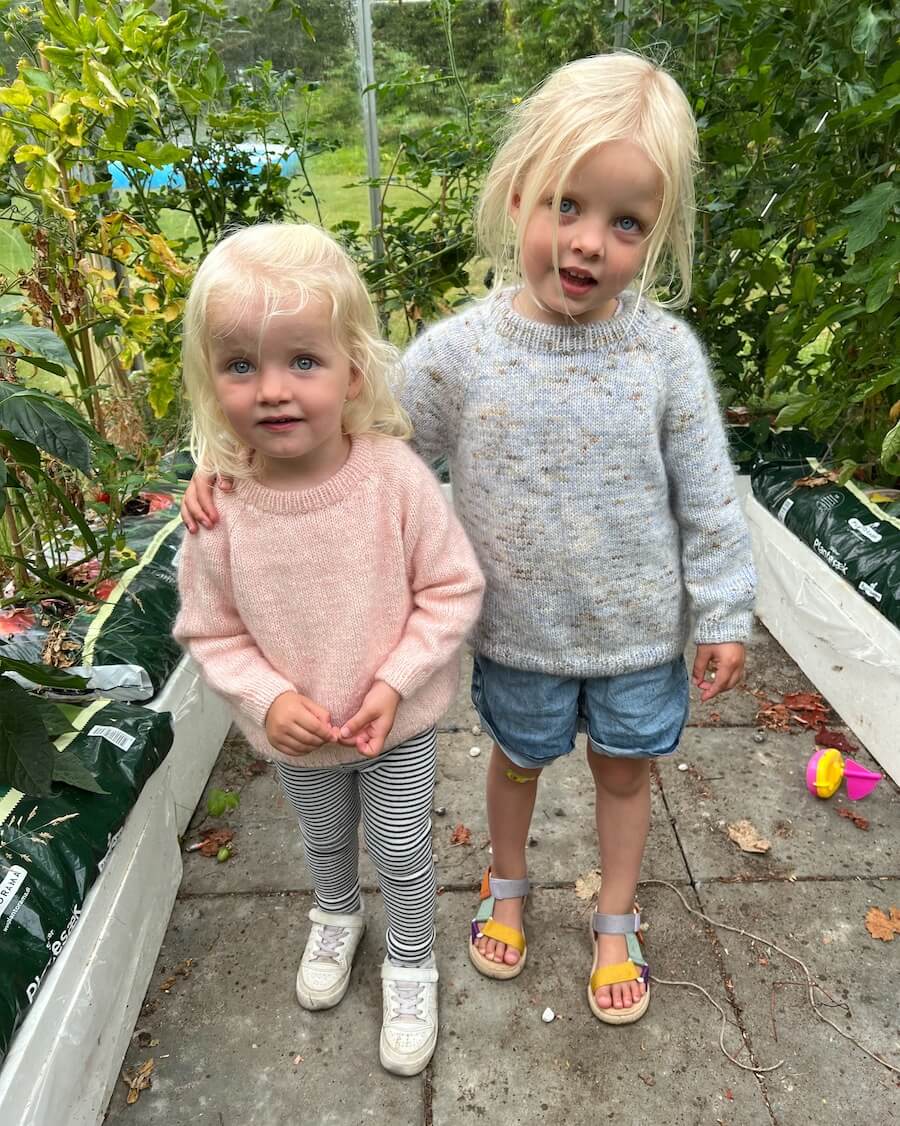 Petiteknit Monday Sweater Junior - Strikkekit