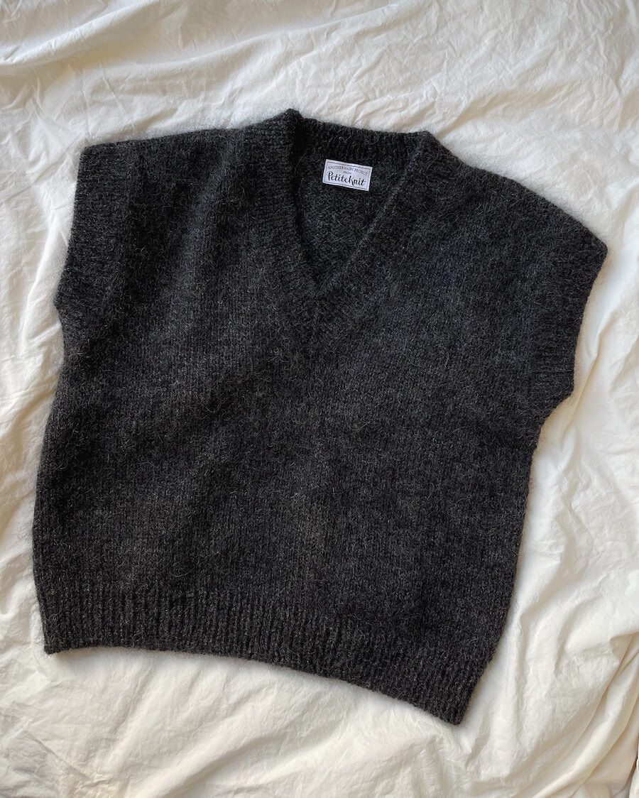 Weekend Slipover V-neck // Petiteknit - Strikkekit
