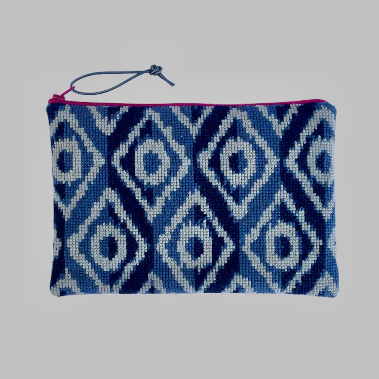 Izmir Broderikit // BALDYRE