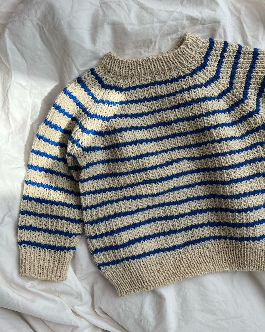 Friday Sweater Baby Petiteknit - Udprintet opskrift