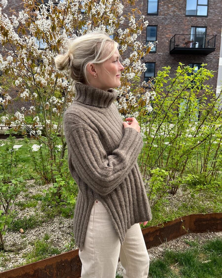 Hazel Sweater - Jensen Edition // Petiteknit - Strikkekit