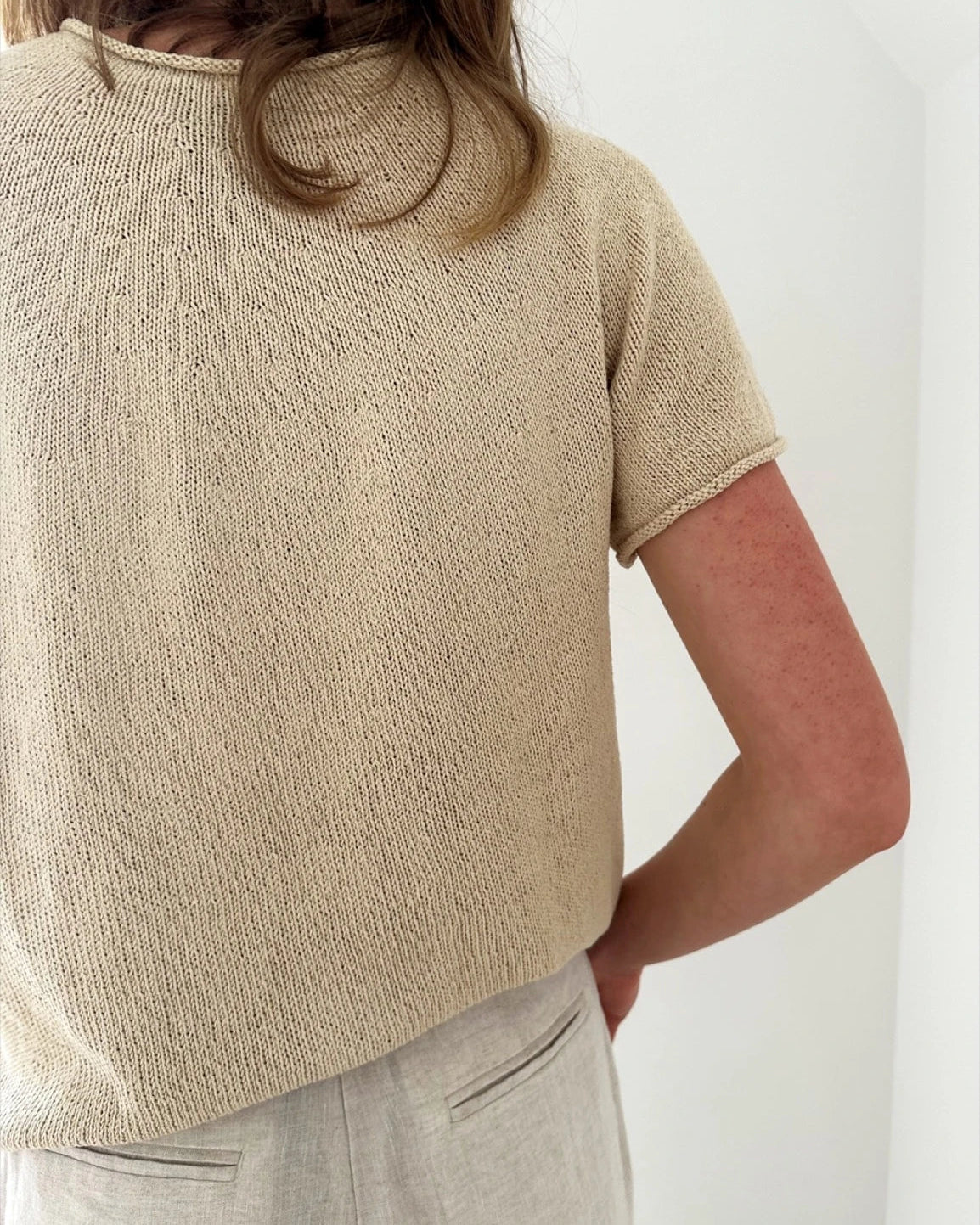 Plain Yoke Tee 28 // Lene Holme Samsøe - Strikkekit