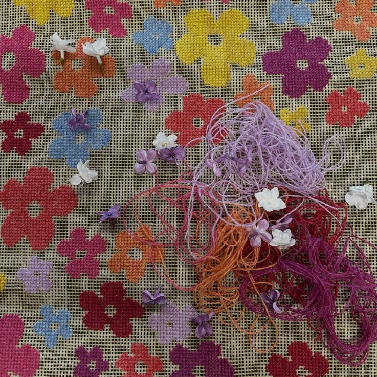 Tusindfryd Pude Broderikit // BALDYRE
