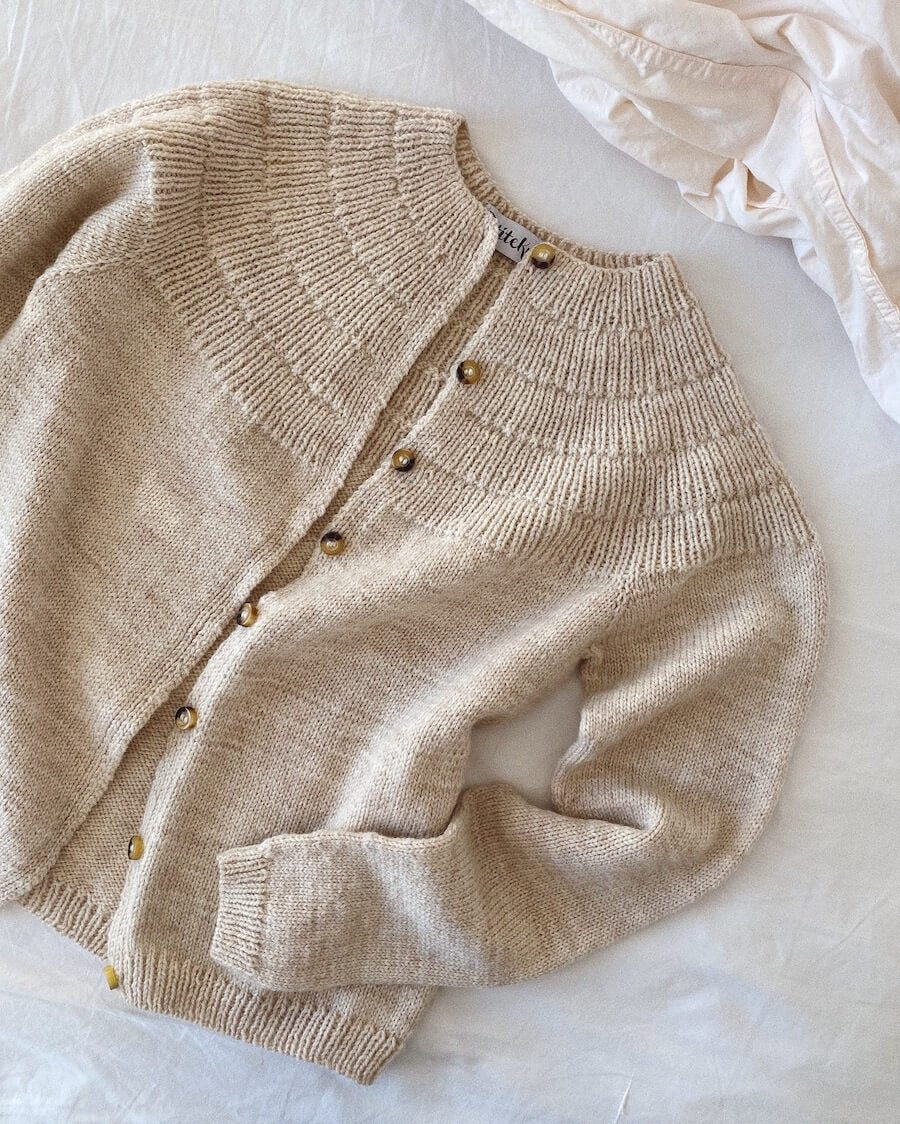 Ankers Cardigan My Size // Petiteknit - Strikkekit