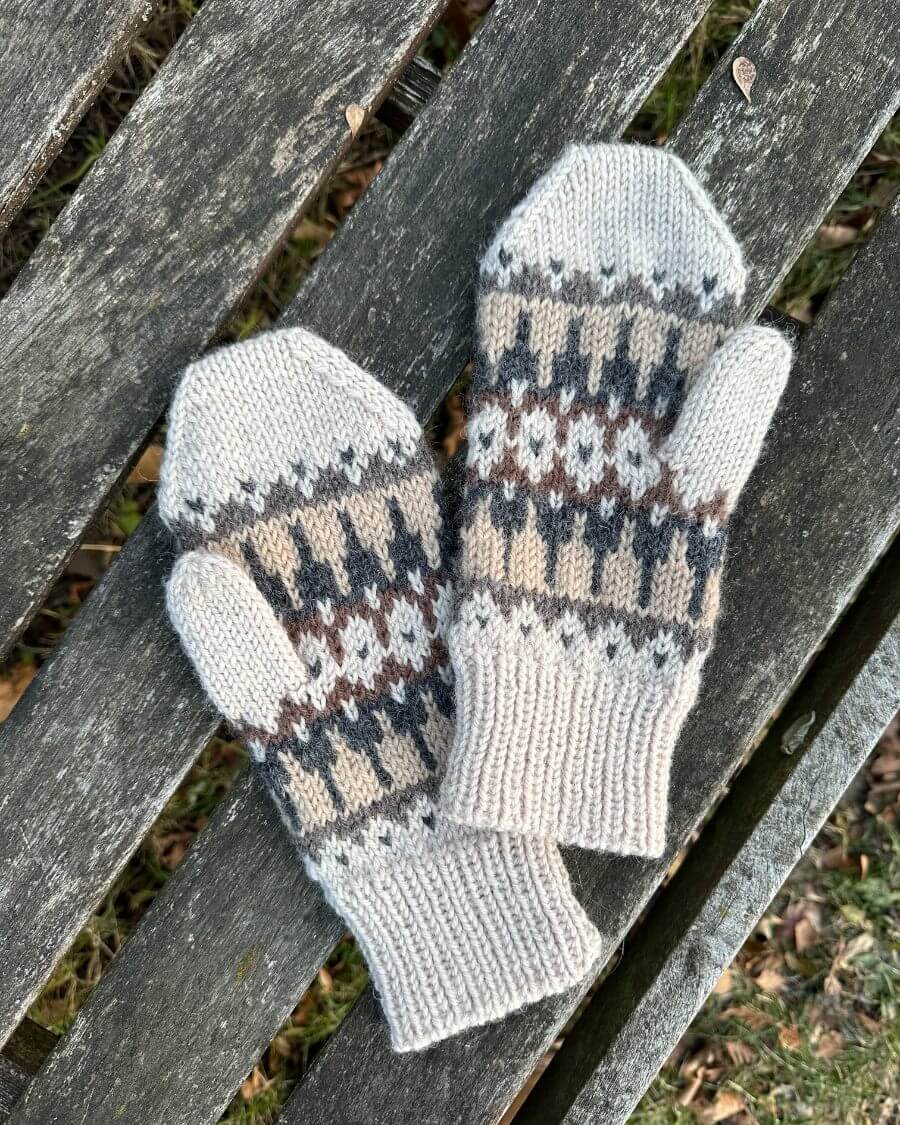 Celeste Vanter // Petiteknit - Strikkekit