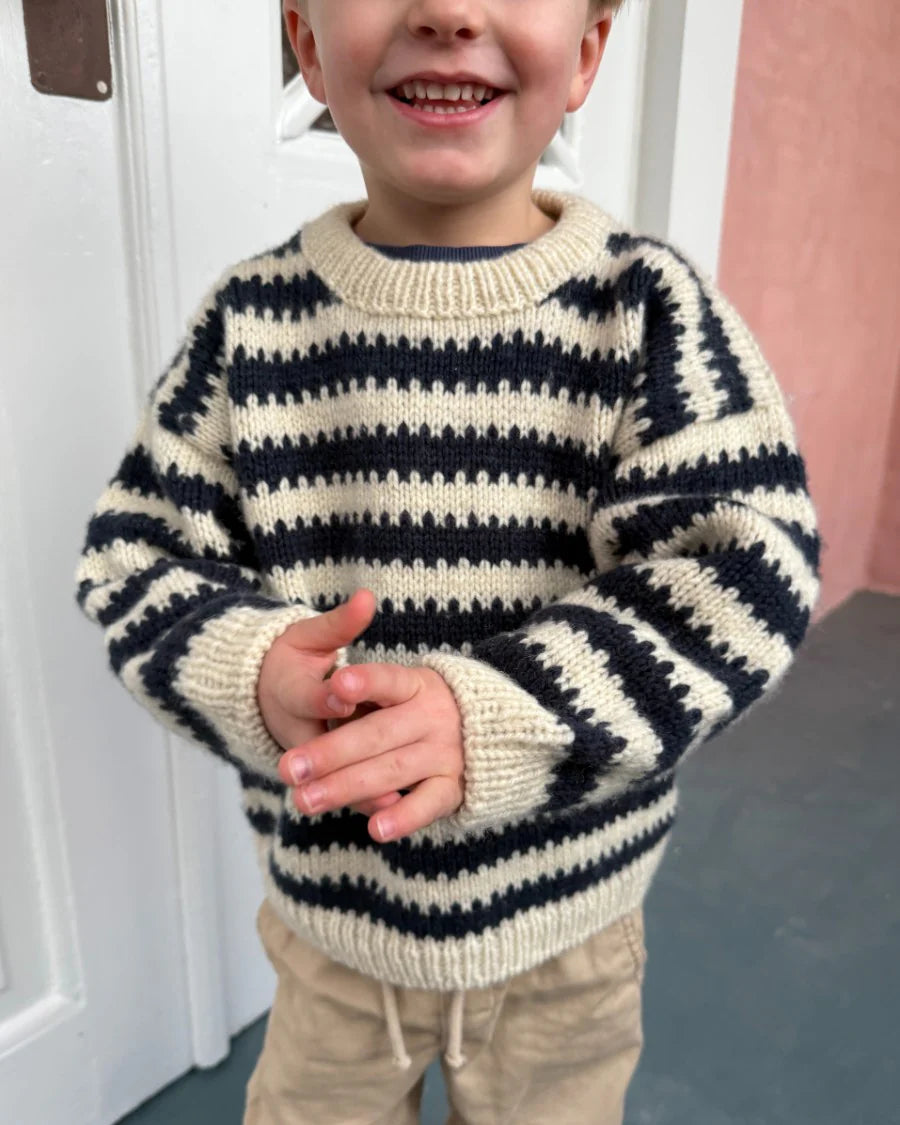Otto Sweater Junior // Petiteknit - Strikkekit