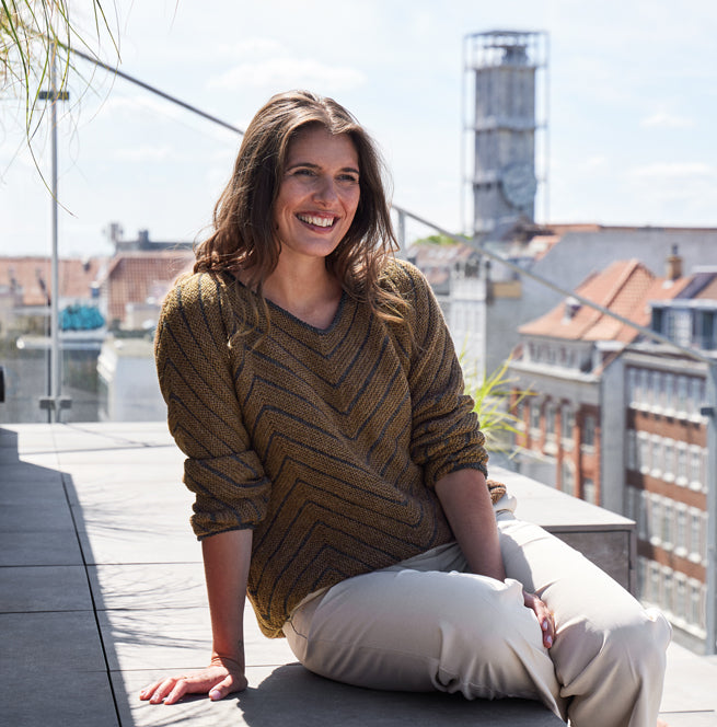 Under regnbuen af Anette Danielsen