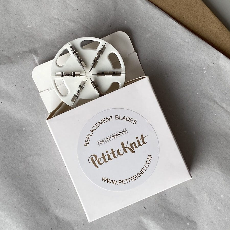 "Refresh Your Knit With PetiteKnit" - Ekstra knivblade