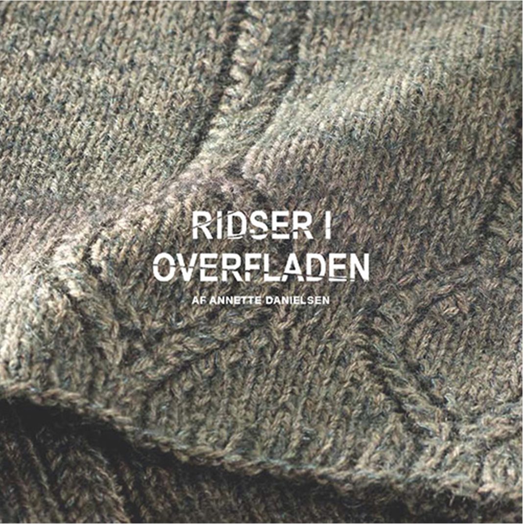 Ridser i overfladen af Annette Danielsen