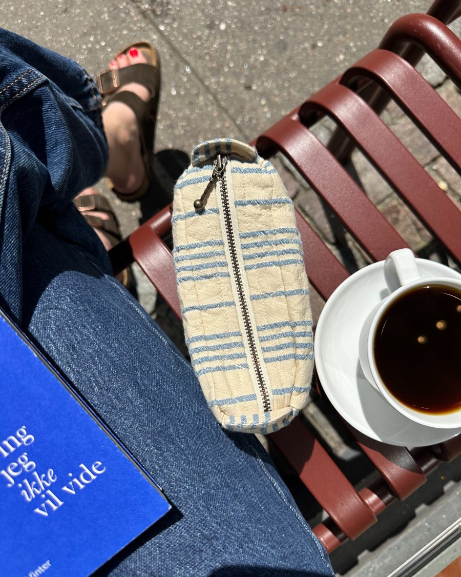 Knitter's tool clutch - Striped Seersucker